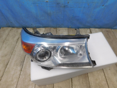 б/у Фара правая Toyota Land Cruiser 200 2012-