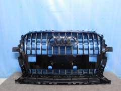Решетка радиатора Audi Q5 2013-