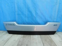 Накладка двери багажника Nissan X-Trail (T31) 2007